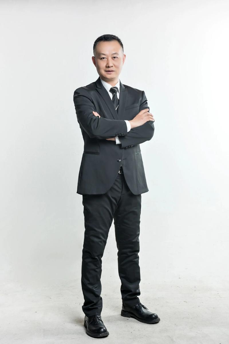 蒋沙沙 联合创始人 & 首席运营官